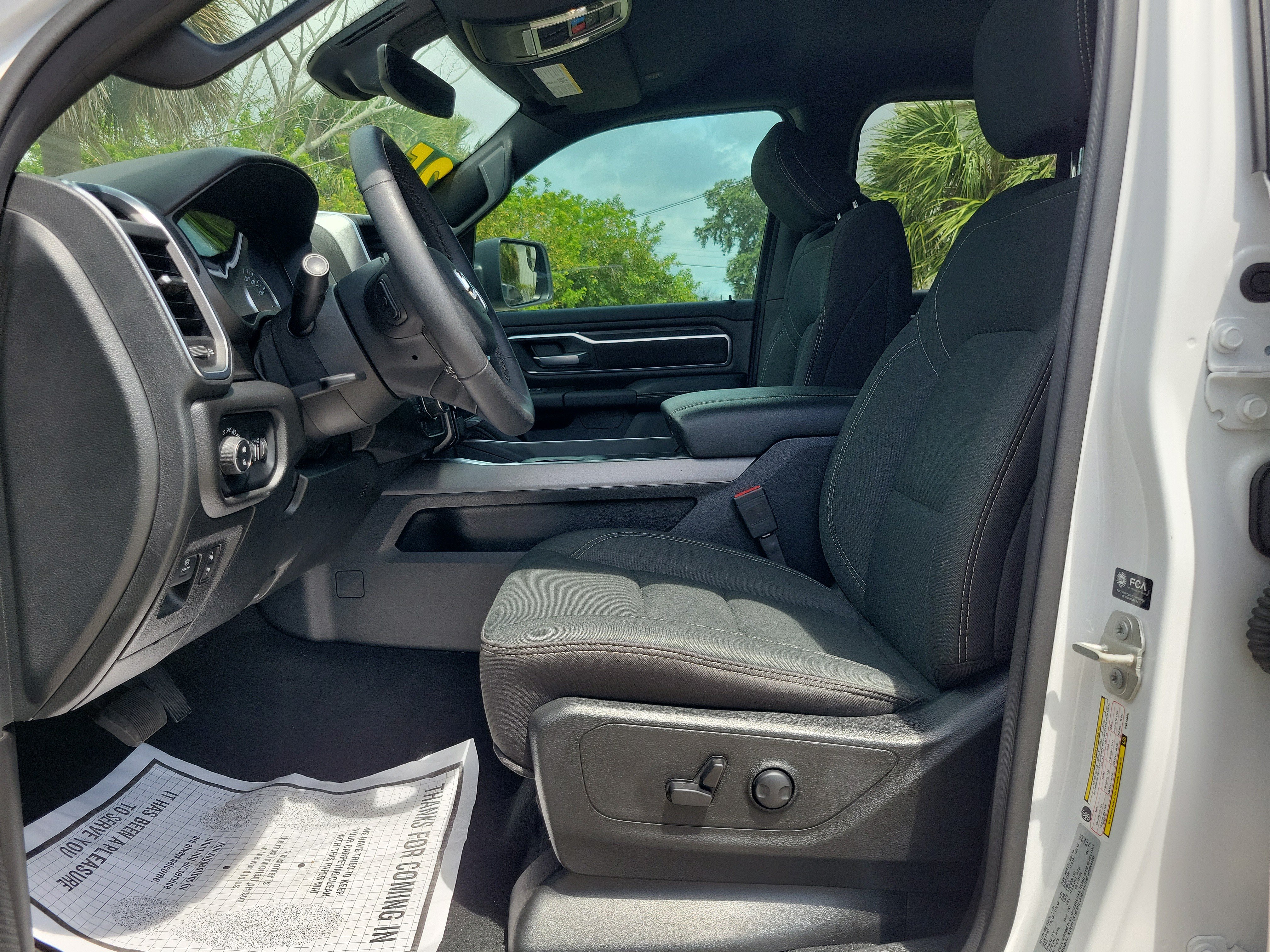 Used 2025 RAM 1500 Big Horn AWD/4WD image 12