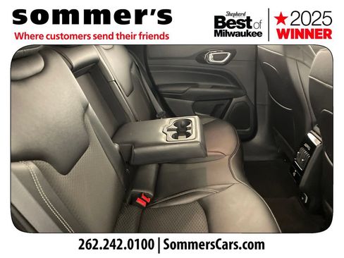 Used 2024 Jeep Compass Latitude w/ Convenience Group AWD/4WD image 25