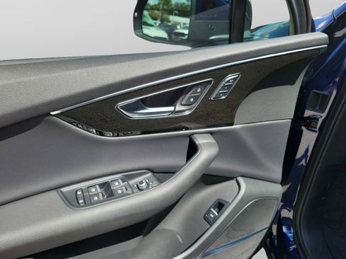 Used 2022 Audi Q7 Premium Plus image 28