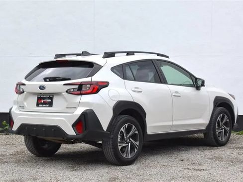 Used 2024 Subaru Crosstrek 2.0i Premium w/ Crosstrek Mirror Package AWD/4WD image 5
