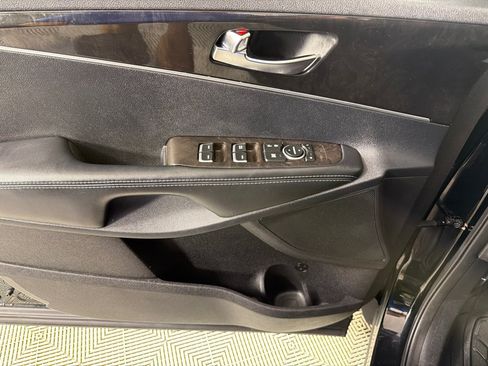 Used 2016 Kia Sorento L FWD image 10
