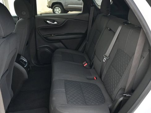 Used 2019 Chevrolet Blazer LT image 12