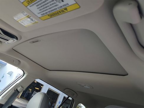 Certified 2025 Subaru Outback Limited w/ Popular Package #2 image 20