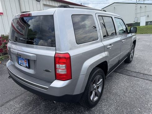 Used 2016 Jeep Patriot Sport w/ Power Value Group AWD/4WD image 8