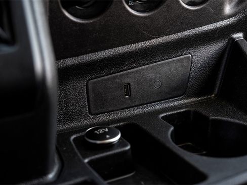 Used 2019 Ford Transit 250 130 Low Roof image 25