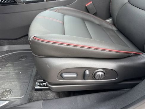 New 2026 Chevrolet TrailBlazer RS w/ Convenience Package image 11