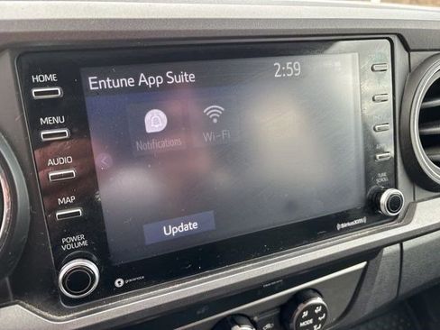 Used 2020 Toyota Tacoma TRD Off-Road image 21