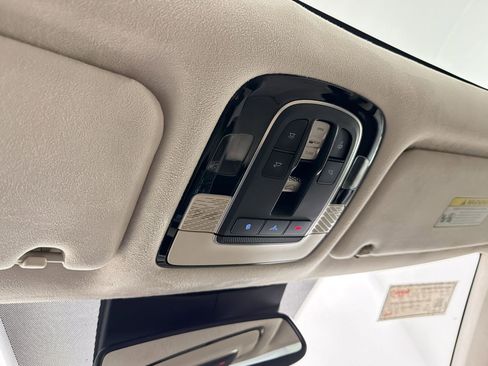 Used 2020 Hyundai Palisade Limited image 32