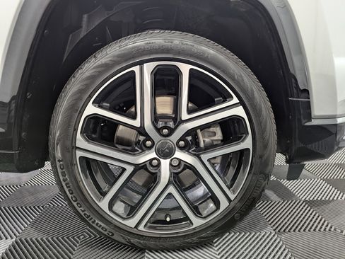 Used 2025 Jeep Compass Limited w/ Elite Group AWD/4WD image 6