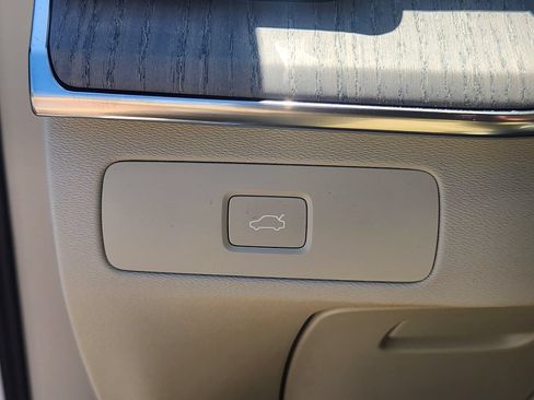 New 2026 Volvo XC90 B6 Ultra w/ Protection Package AWD/4WD image 19