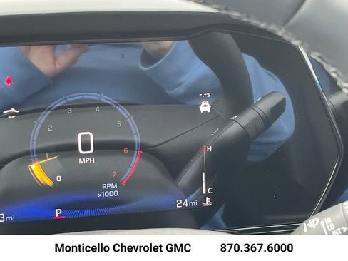 New 2026 Chevrolet Trax LT w/ Driver Confidence Package FWD image 14