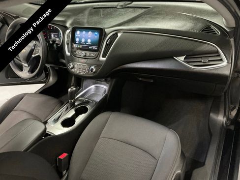 Used 2019 Chevrolet Malibu LT image 23