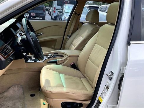 Used 2007 BMW 530i Sedan image 32