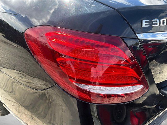 Used 2017 Mercedes-Benz E 300 image 30