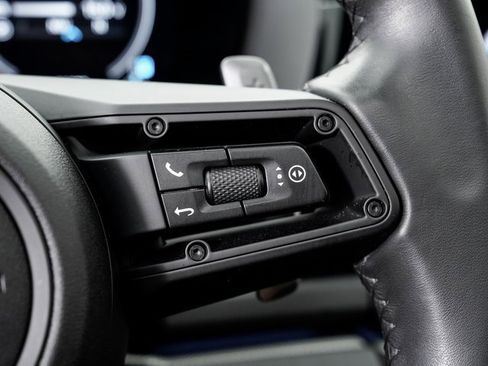 Certified 2025 Porsche Panamera 4 image 14