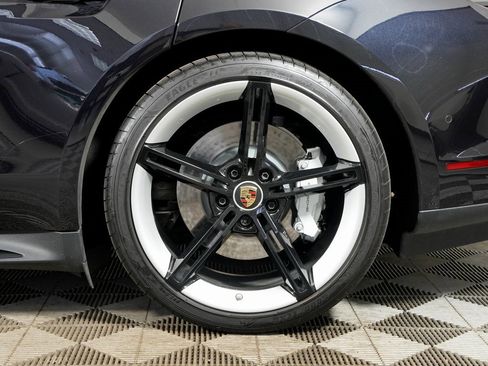 Used 2024 Porsche Taycan GTS image 41