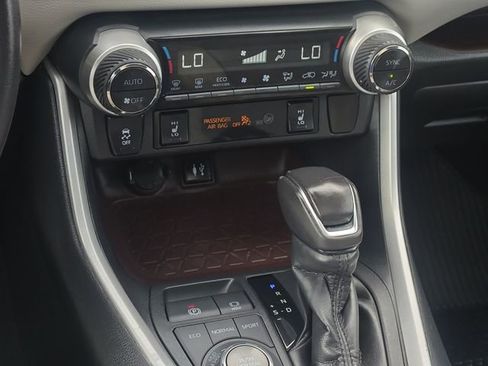 Used 2019 Toyota RAV4 Limited w/ All Weather Liner Package AWD/4WD image 22