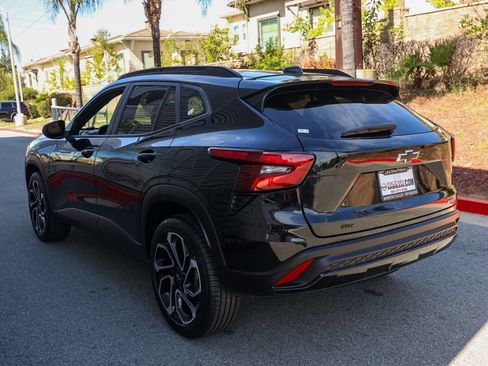 Used 2024 Chevrolet Trax RS image 6