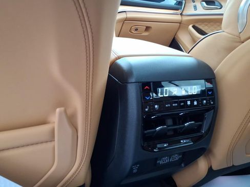 Used 2024 Jeep Grand Cherokee L Summit AWD/4WD image 24