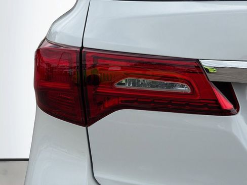 Used 2020 Acura MDX FWD w/ Technology Package image 10