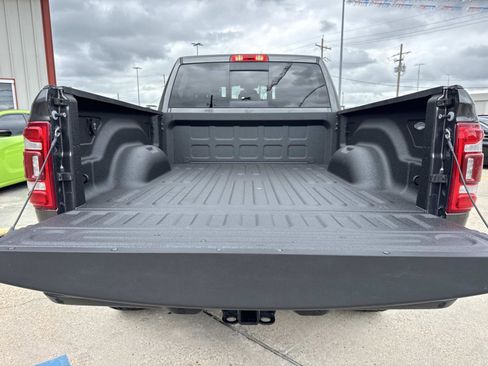 Used 2024 RAM 2500 Laramie AWD/4WD image 8