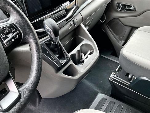 Used 2023 Ford Transit 350 XLT image 15