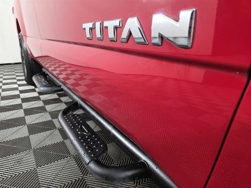 Used 2024 Nissan Titan SV w/ SV Convenience Package image 13