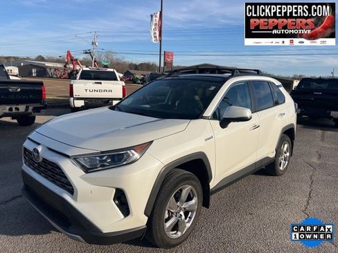 Used 2021 Toyota RAV4 Limited image 1