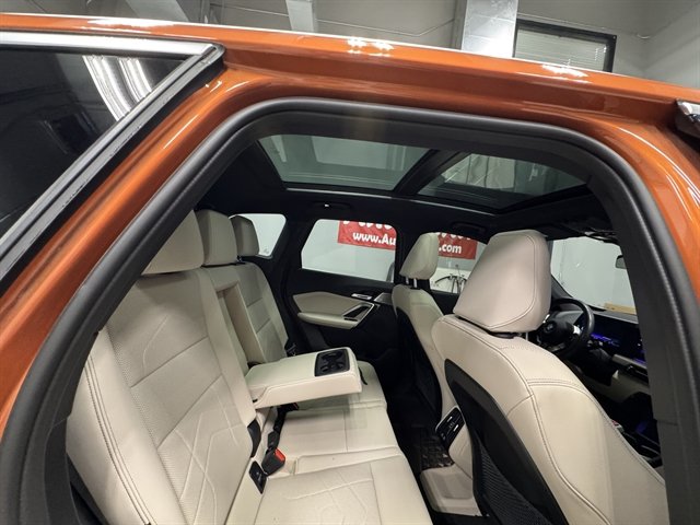 Used 2023 BMW X1 xDrive28i w/ Premium Package AWD/4WD image 14