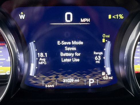Used 2022 Jeep Wrangler Unlimited Sahara AWD/4WD image 7