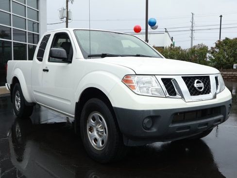 Used 2020 Nissan Frontier S image 3