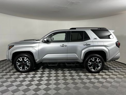 Certified 2026 Toyota 4Runner TRD Sport Premium AWD/4WD image 8