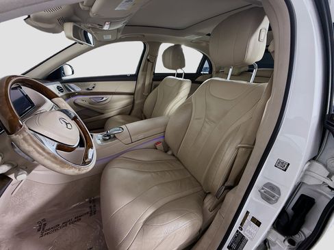 Used 2017 Mercedes-Benz S 550 Sedan image 22