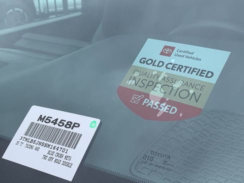 Certified 2025 Toyota Tacoma TRD Off-Road AWD/4WD image 36