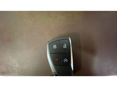 New 2026 GMC Canyon Elevation w/ Convenience Package image 18