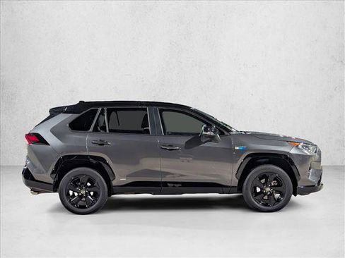 Certified 2021 Toyota RAV4 XSE image 4