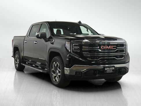 Used 2023 GMC Sierra 1500 SLT w/ SLT Premium Package image 7