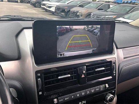 Used 2022 Lexus GX 460 Premium image 13