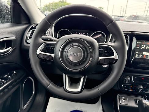 Used 2021 Jeep Compass Latitude FWD image 14