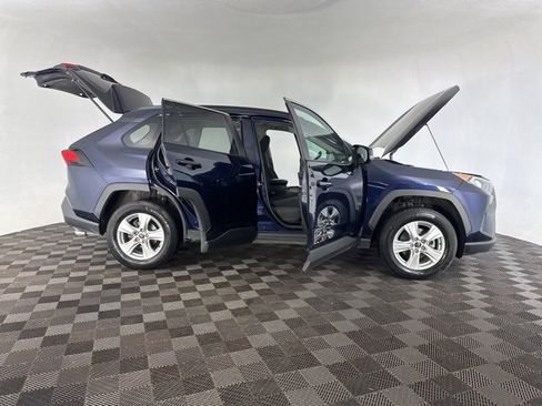 Used 2021 Toyota RAV4 XLE image 13