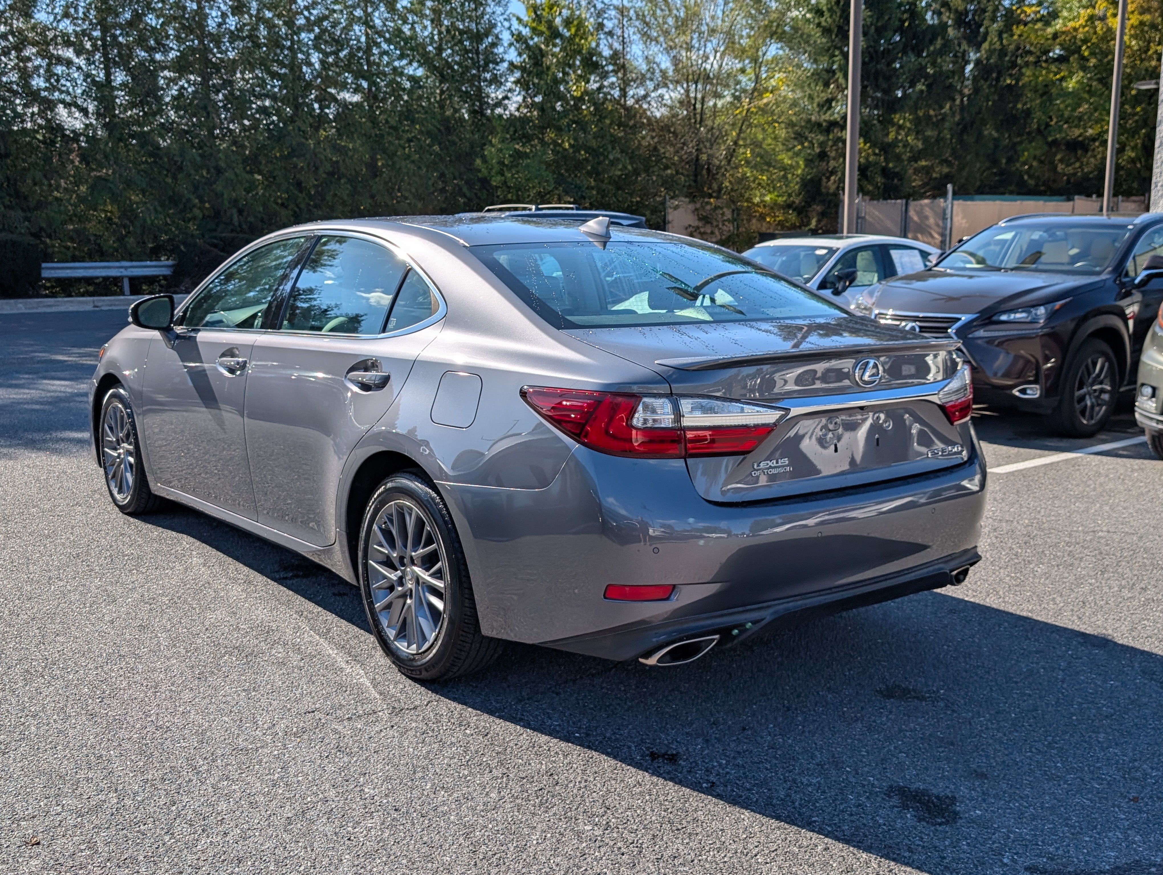 Used 2018 Lexus ES 350 w/ Premier Package FWD image 3