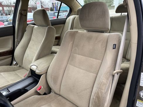 Used 2010 Honda Accord EX image 18