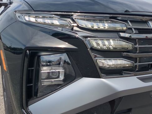 New 2025 Hyundai Tucson Limited image 24