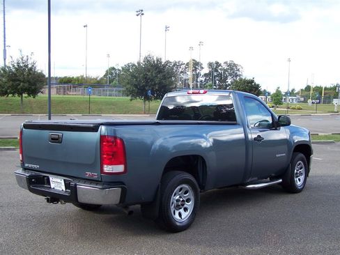 Used 2011 GMC Sierra 1500 W/T image 2