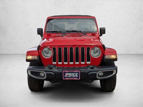 Used 2018 Jeep Wrangler Unlimited Sahara w/ Cold Weather Group image 2