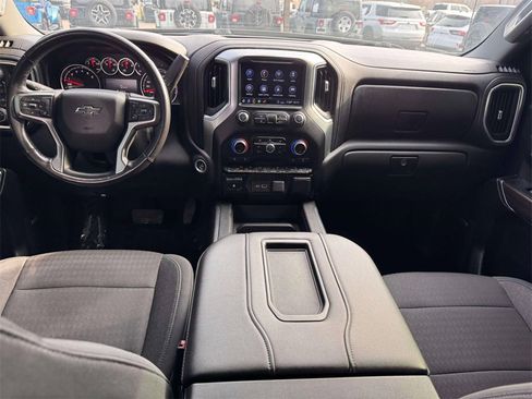 Used 2020 Chevrolet Silverado 1500 LT Trail Boss image 3