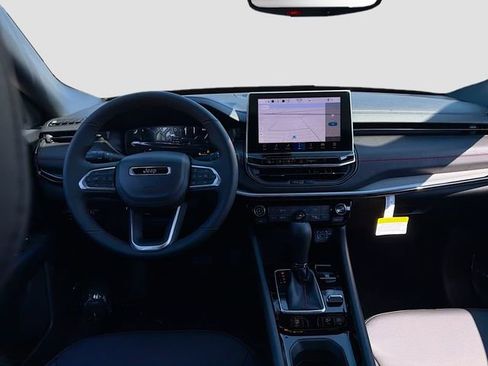 New 2026 Jeep Compass Trailhawk w/ Sun, Sound & Navigation Group AWD/4WD image 25