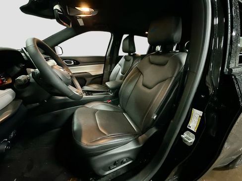 New 2026 Jeep Compass Limited image 22