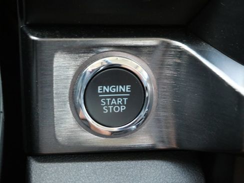 Used 2024 Ford F250 Lariat w/ Lariat Ultimate Package AWD/4WD image 35