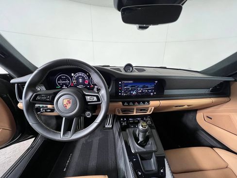 Certified 2026 Porsche 911 GT3 RWD image 22